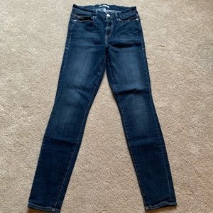 Good American Good Legs jeans